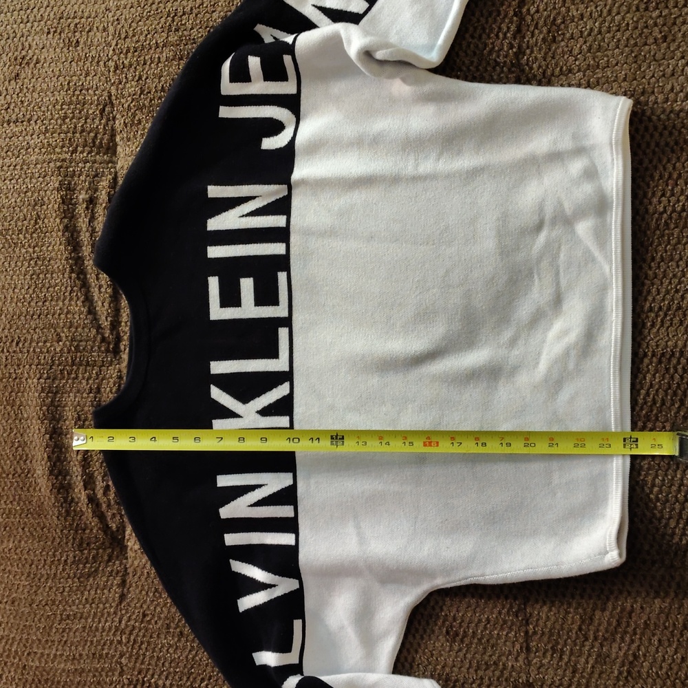 Calvin Klein Black and White Women's Sweater - Picture 8 of 9